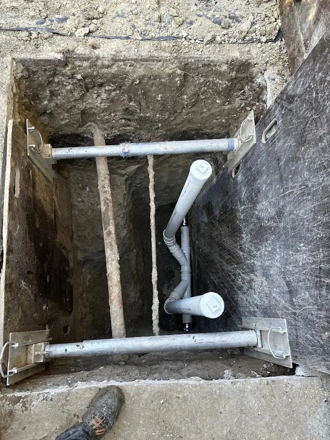 Experienced plumber completing Gas Line Repair work in Eldon